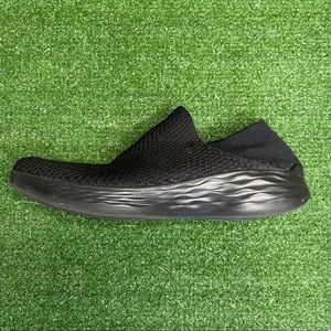 Skechers You slide-on shoes in excellent c…